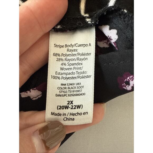 Terra & Sky Women's 2X Whimsigoth Purple Floral Stripe Lace Up Back Tunic Blouse - Picture 6 of 11